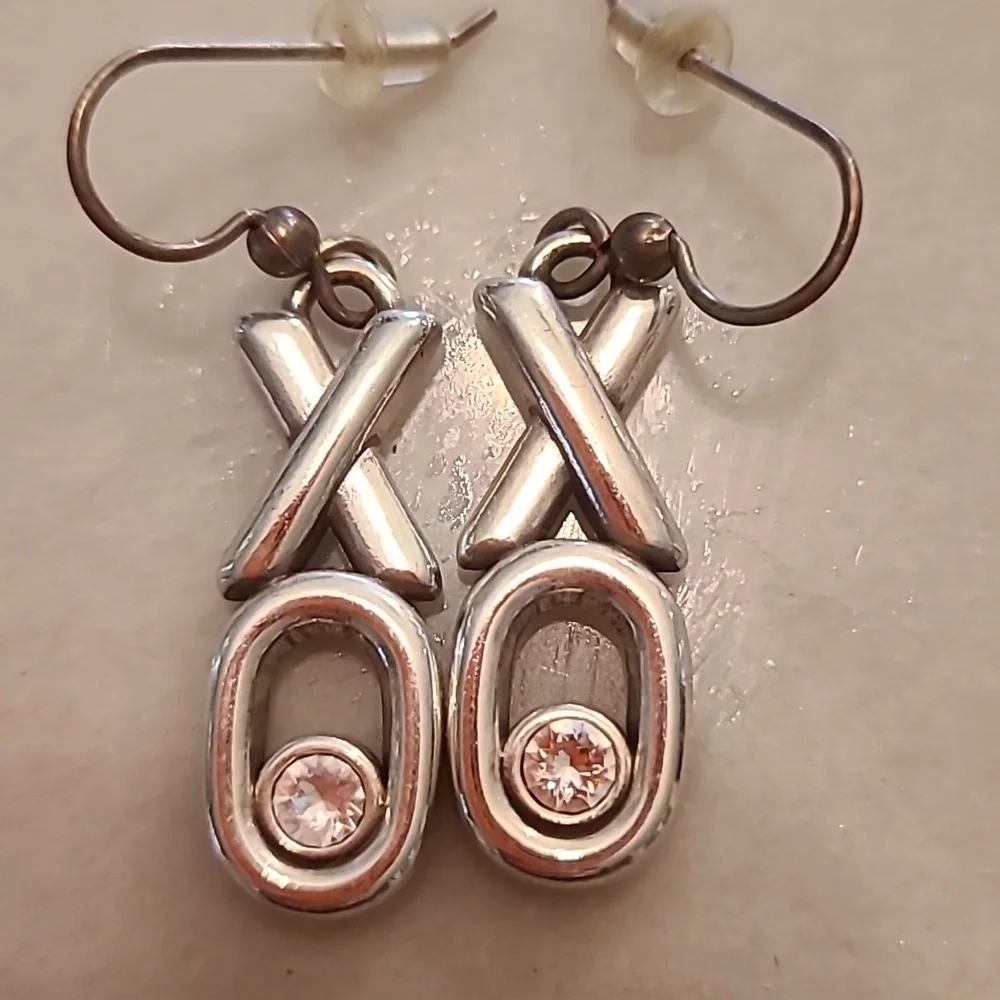 XO earrings with rhinestone - Picture 2 of 4